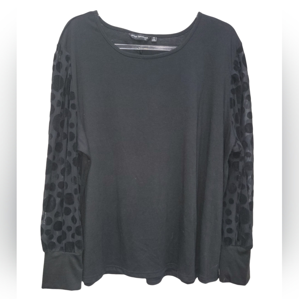 3X NWOT Unique Spectrum Black Blouse with Textured Polkadot Sleeves